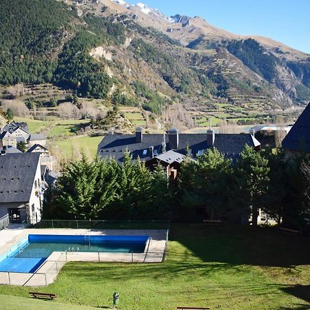 Saliecho Acogedor Apartamento Jardin Y Piscina Sallent de Gállego Exteriör bild