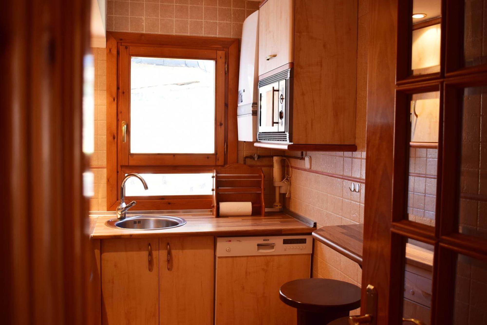 Saliecho Acogedor Apartamento Jardin Y Piscina Sallent de Gállego Exteriör bild