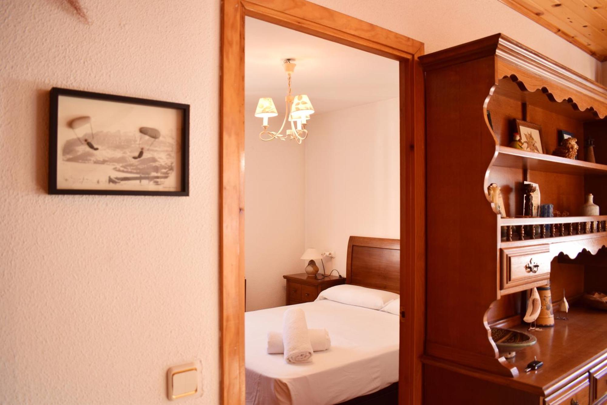 Saliecho Acogedor Apartamento Jardin Y Piscina Sallent de Gállego Exteriör bild